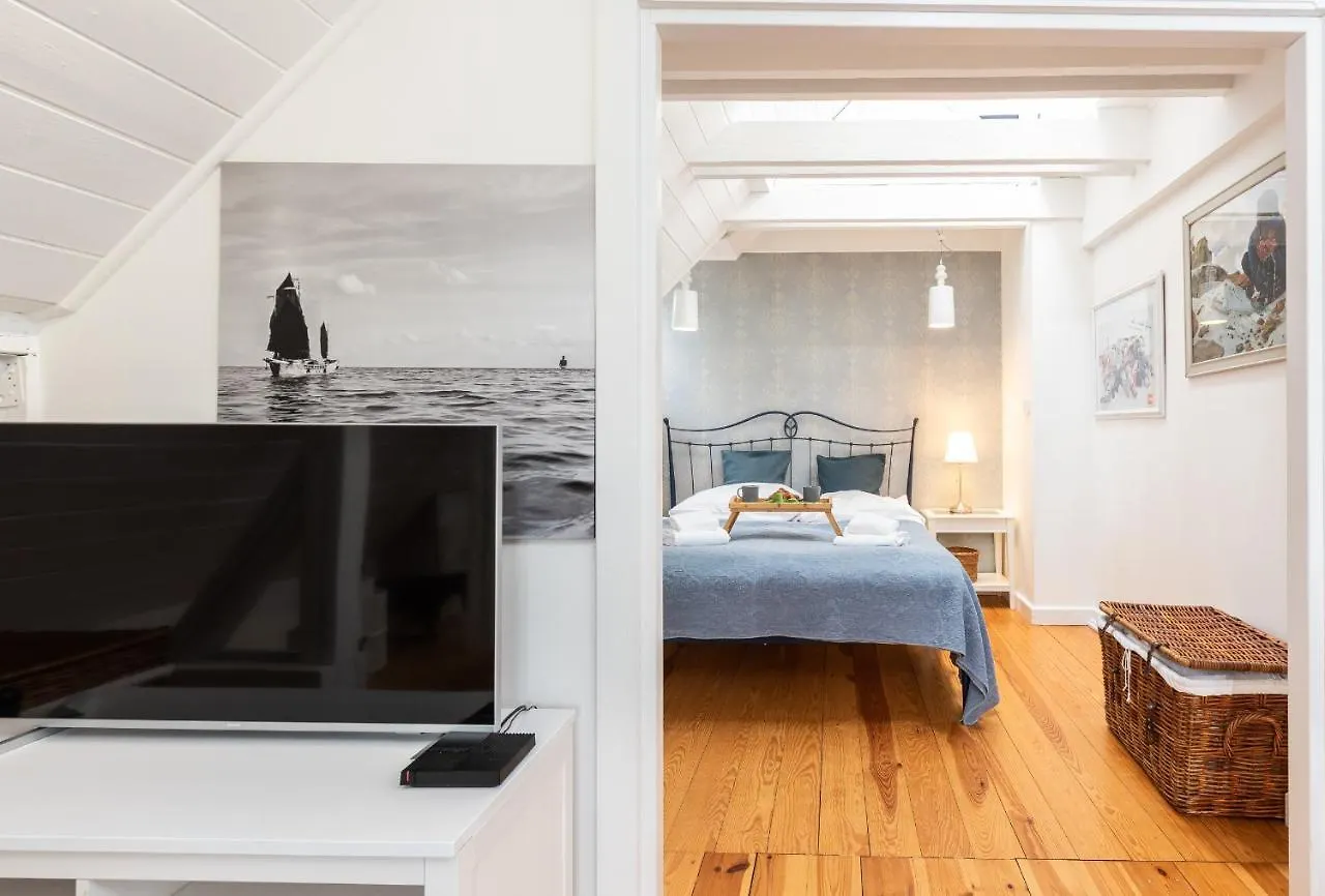 2Homerent Emily Σόποτ
